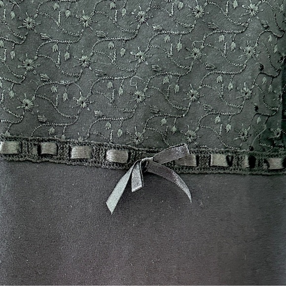 Vintage Y2K Requirements Black Eyelet Bow Sleeveless Top Women’s Size Medium - Picture 7 of 15